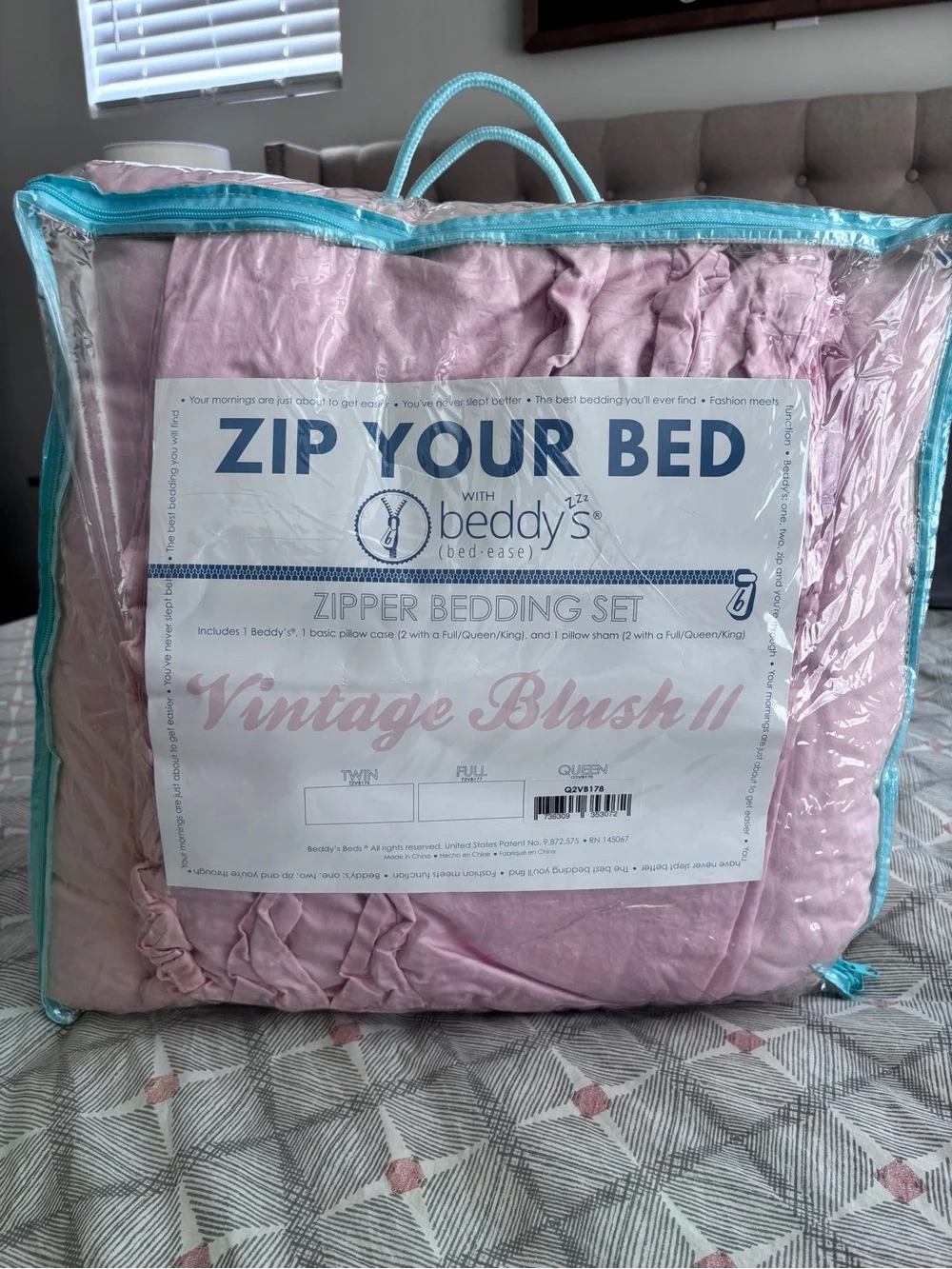 Beddy's Vintage Blush II Zipper Comforter Set - Queen